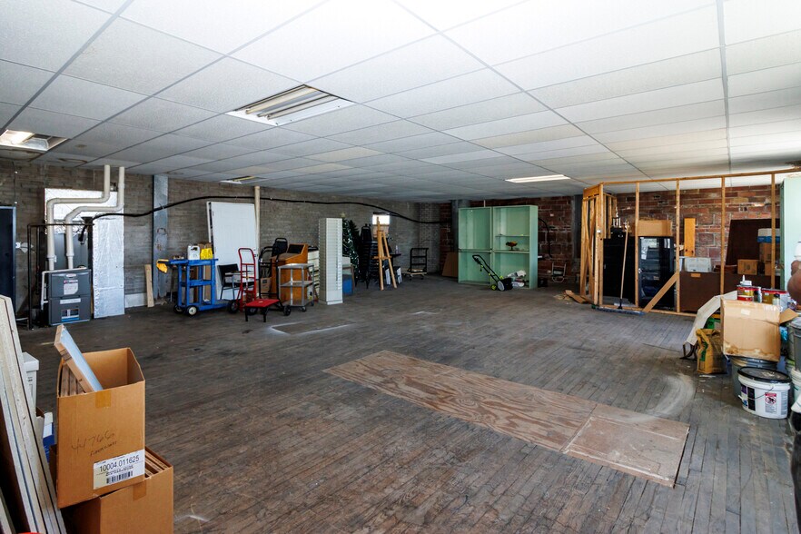 More Photos Of 1131 Broadway St, Buffalo Office For Sale