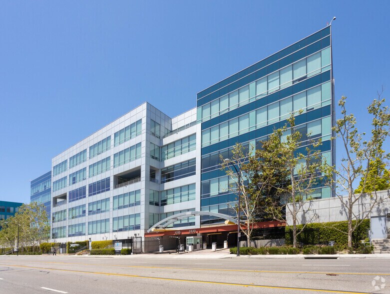 Primary Photo Of 3333 W Empire Ave, Burbank Office For Lease