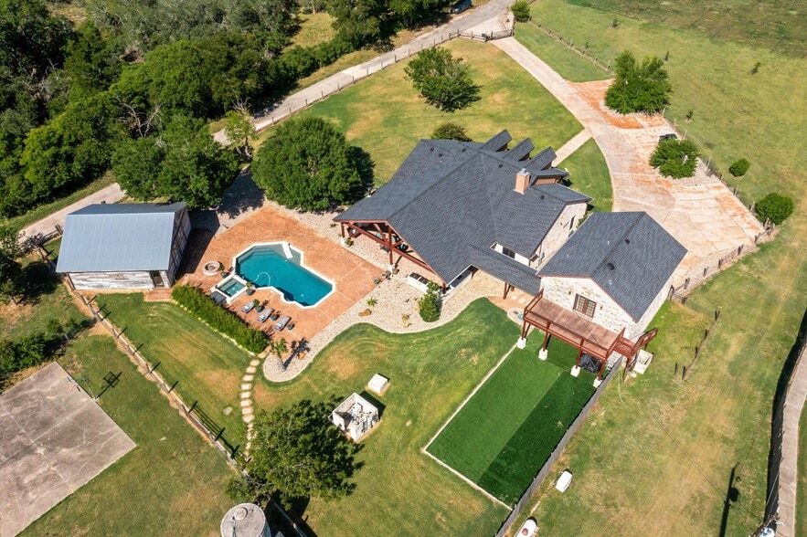 More Photos Of 31300 Ranch Road 12, Dripping Springs Specialty For Sale