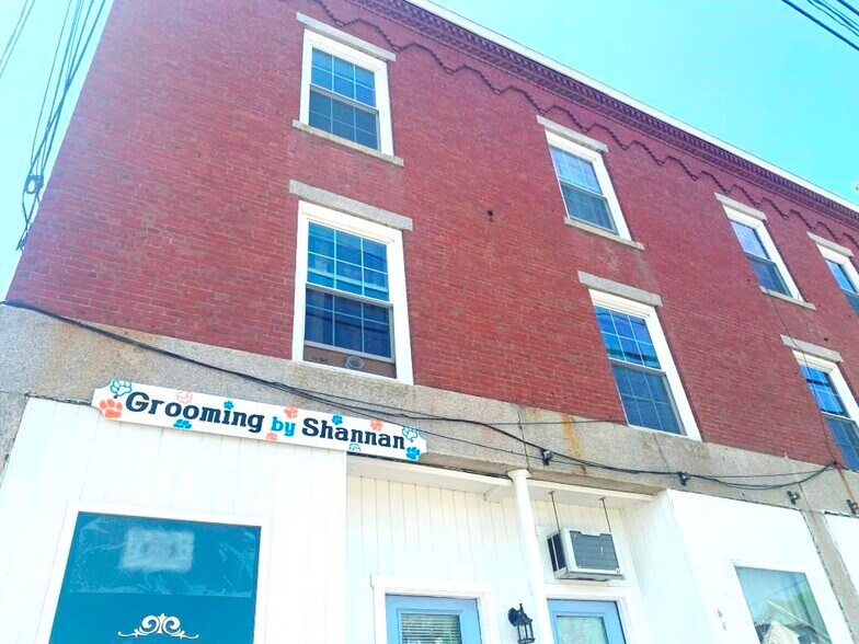 More Photos Of 115 Main St, Winterport Apartments For Lease