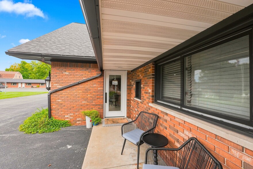 More Photos Of 8127 Chippewa Hwy, Bear Lake Hotel For Sale