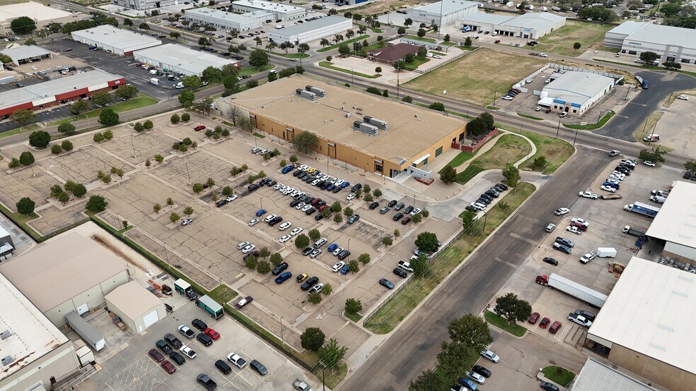 More Photos Of 4320 Huron Ave, Lubbock Office For Sale