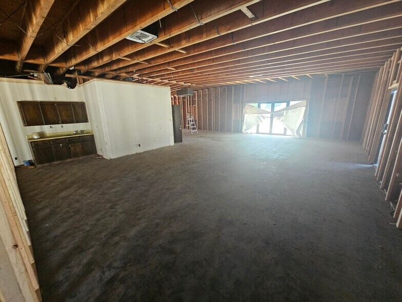 More Photos Of 206 & 210 Tumwater Blvd SW, Tumwater Unknown For Lease