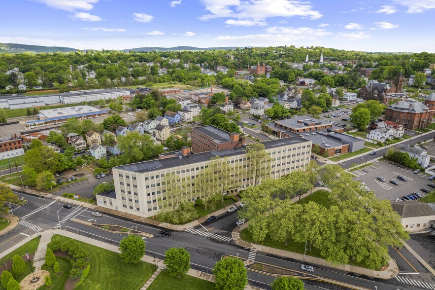 Primary Photo Of 71 Catlin St, Meriden Multifamily For Sale