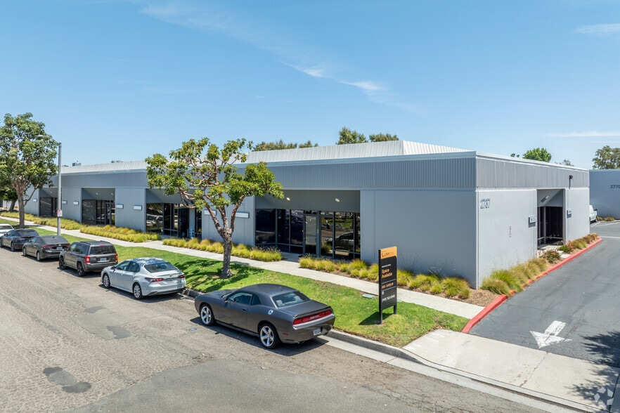 Primary Photo Of 2730 S Harbor Blvd, Santa Ana Unknown For Lease
