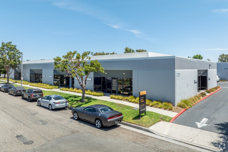 More Photos Of 2730 S Harbor Blvd, Santa Ana Unknown For Lease