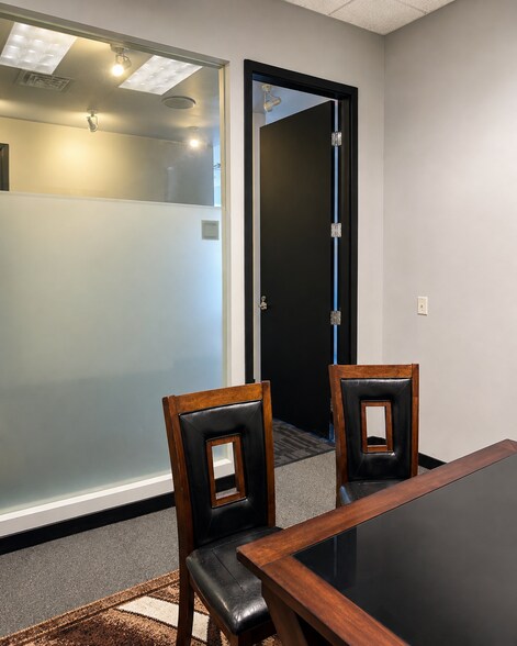 More Photos Of 454-464 E Main St, Columbus Office For Lease