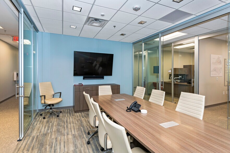 More Photos Of 4928 Linksland Dr, Holly Springs Office For Lease