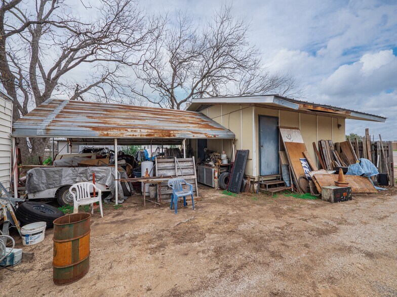 More Photos Of 201 S Highway 183, Leander Flex For Sale