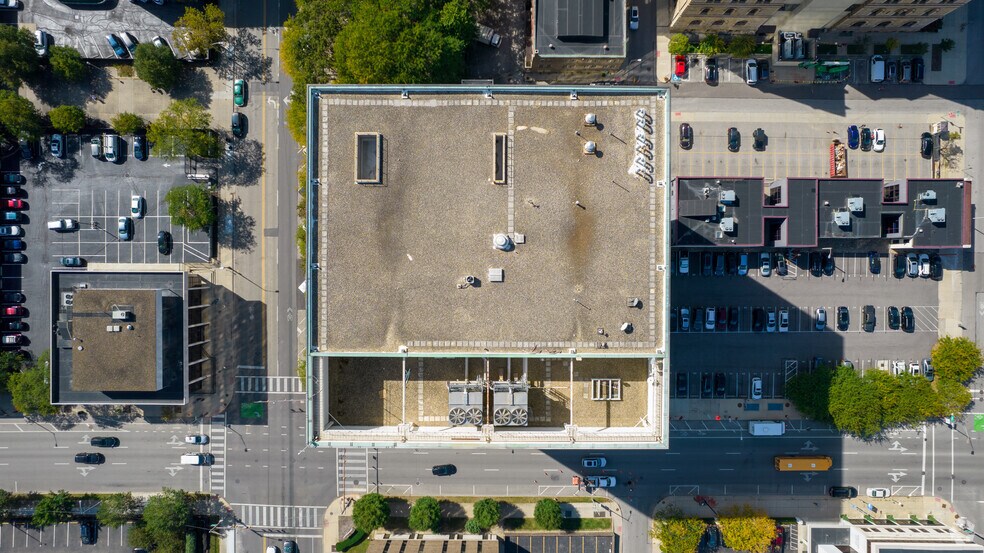 More Photos Of 140 E Town St, Columbus Office For Lease