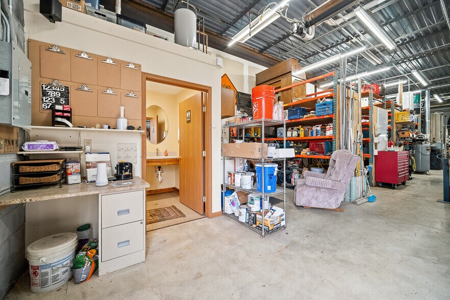 More Photos Of 1537 Chardon Rd, Euclid Industrial For Sale