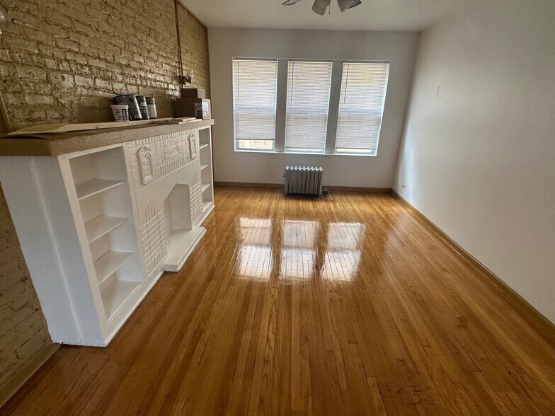 More Photos Of 5400 W Madison St, Chicago Apartments For Sale