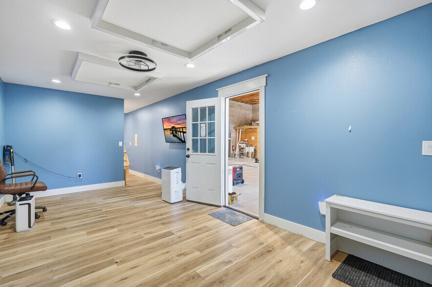 More Photos Of 96 Fred Waters Way, Saint Augustine Warehouse For Sale