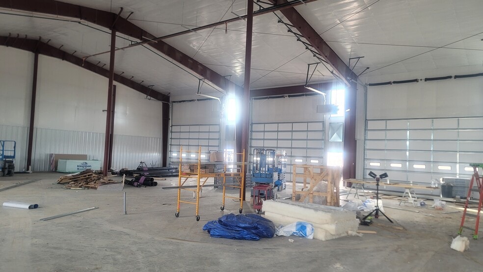 More Photos Of Great Falls International Airport, Great Falls Manufacturing For Lease
