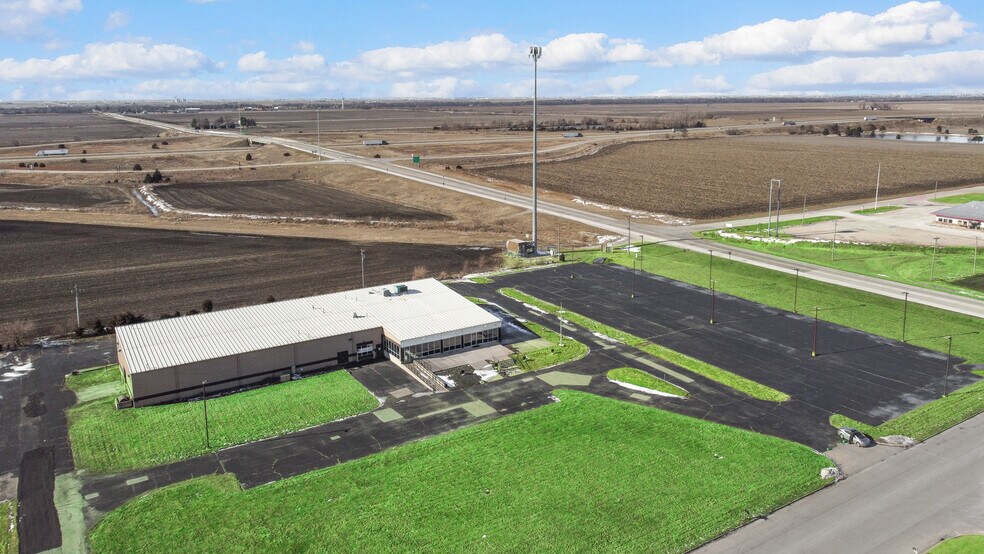 More Photos Of 101 Watters Dr, Dwight Auto Dealership For Sale