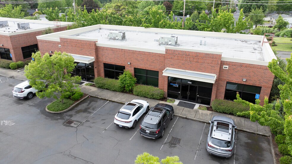 Primary Photo Of 7910 SW Pfaffle St, Tigard Office For Lease
