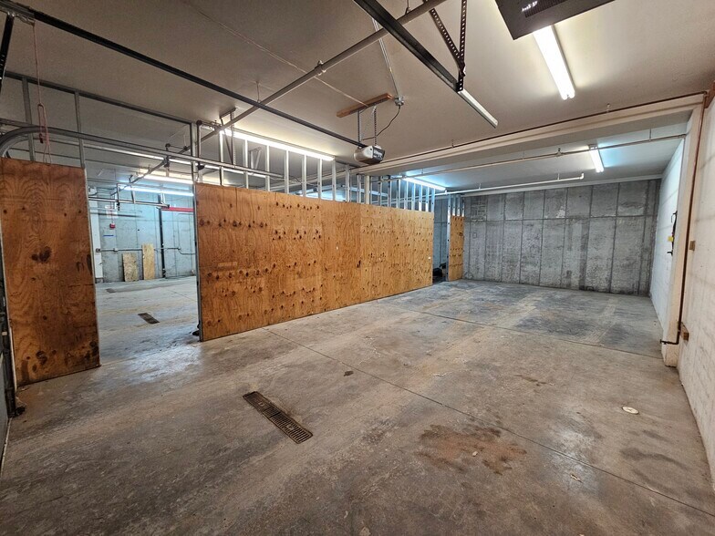 More Photos Of 820 N Concord St, South Saint Paul Light Distribution For Lease