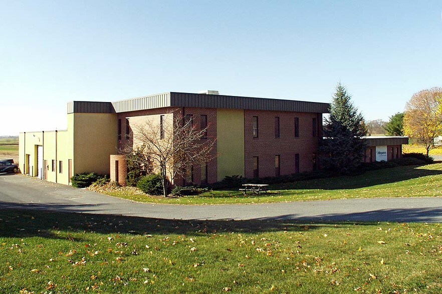 More Photos Of 1185 Division Hwy, Ephrata Warehouse For Lease