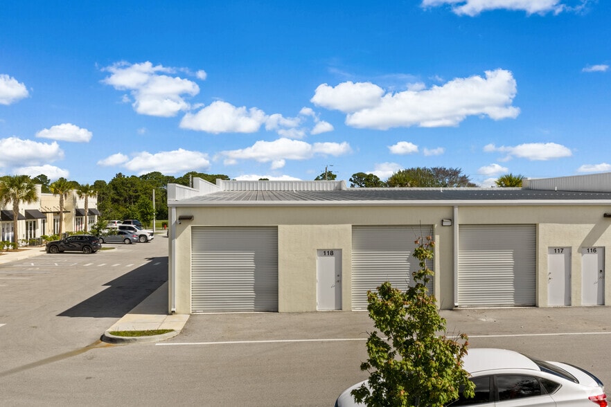More Photos Of 500 NW University Blvd, Port Saint Lucie Unknown For Lease