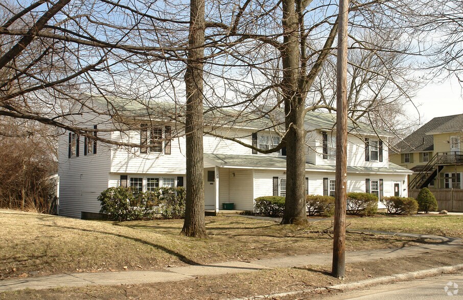 More Photos Of 721 Chestnut St, Manchester Office For Sale