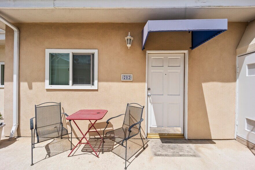More Photos Of 13112 Hadley St, Whittier Office Residential For Sale