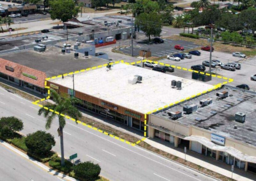 More Photos Of 4441-4449 Hollywood Blvd, Hollywood Storefront For Sale