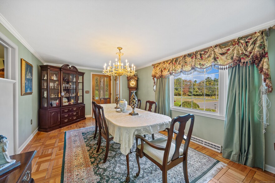 More Photos Of 2035 Scott Rd, Cheshire Specialty For Sale