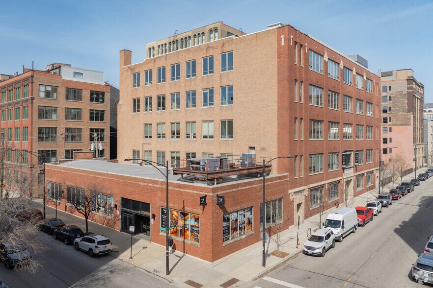 More Photos Of 322-340 S Green St, Chicago Office For Lease