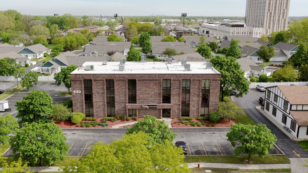 Primary Photo Of 930 W 175th St, Homewood Office For Sale