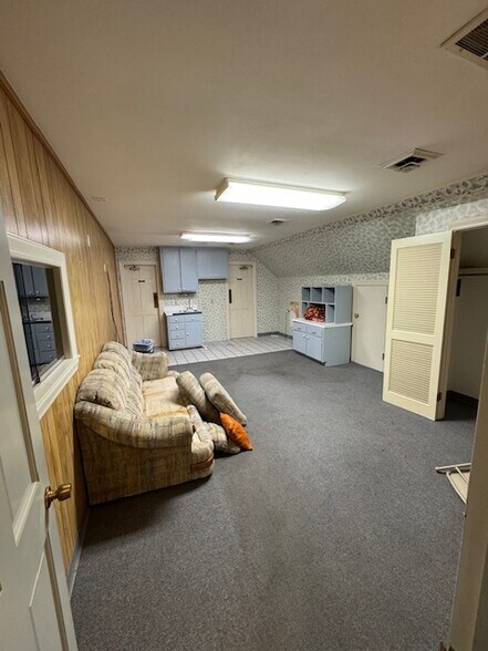 More Photos Of 2770 Riverside Dr, Bassett Bank For Sale