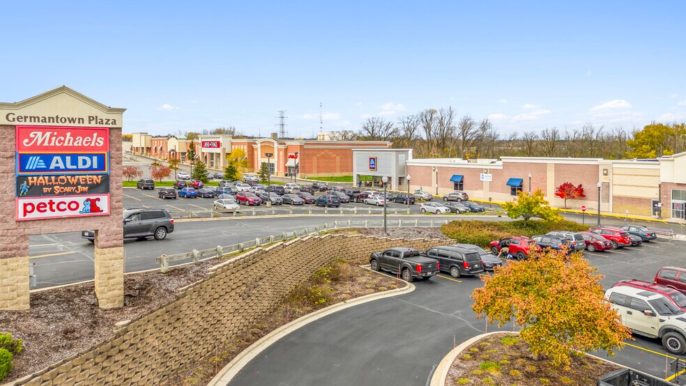 More Photos Of N96W18908 County Line Rd, Germantown General Retail For Lease