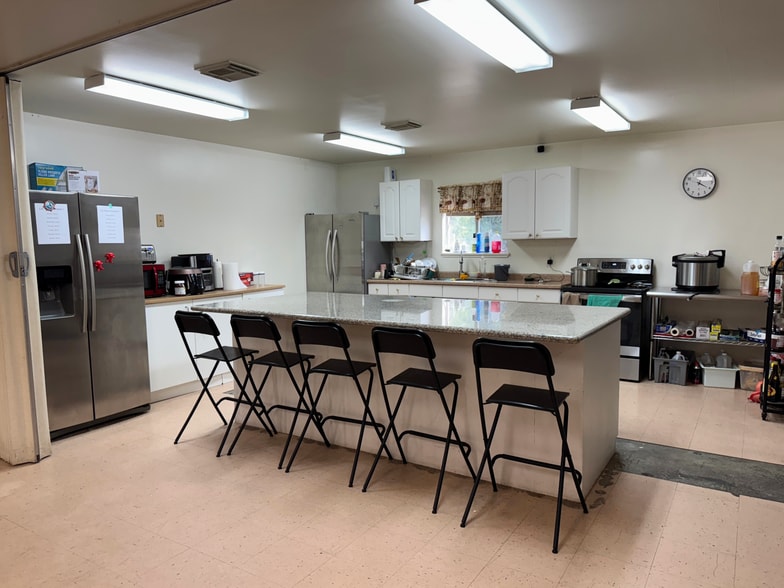 More Photos Of 2428 Wavell St, Houston Religious Facility For Sale