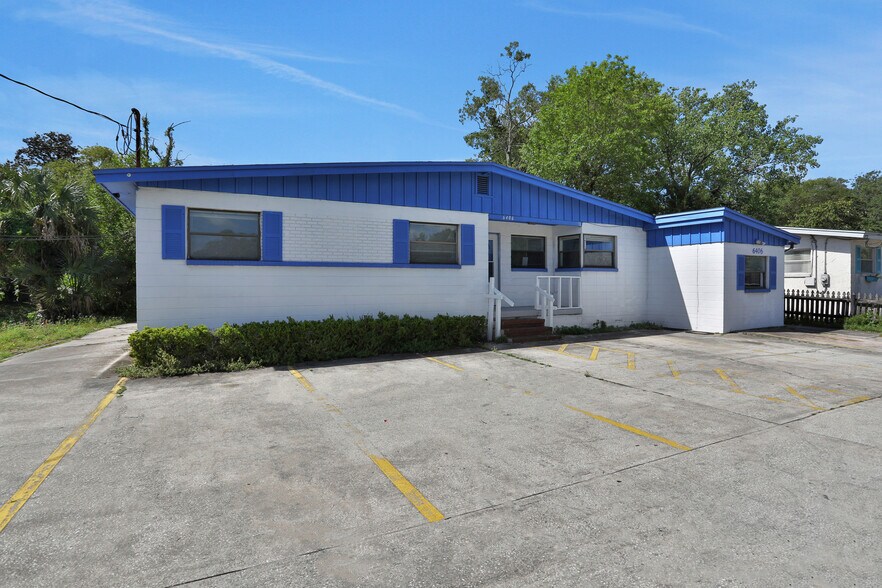 More Photos Of 6406 Merrill Rd, Jacksonville Office For Sale