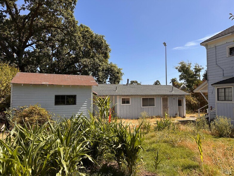 More Photos Of 131 Coombs St, Napa Apartments For Sale