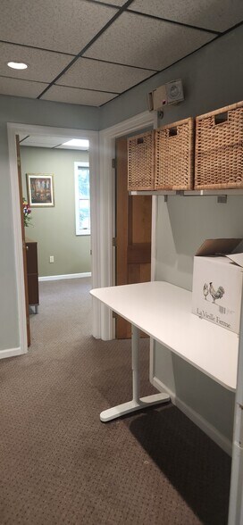 More Photos Of 149 Durham Rd, Madison Medical For Lease