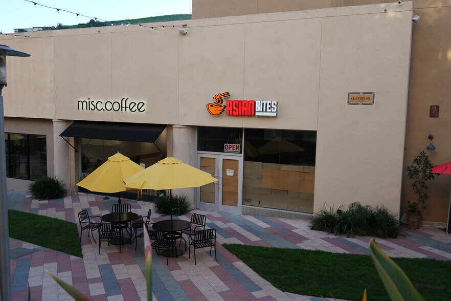 More Photos Of 520 Deep Valley Dr, Rolling Hills Estates Hospital For Lease