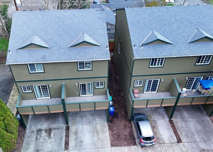 More Photos Of 8423-8451 SE Brooklyn St, Portland Apartments For Sale