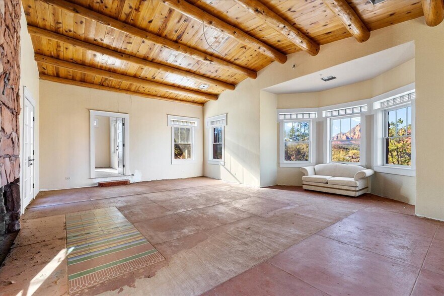 More Photos Of 35 Gassaway Place Pl, Sedona Specialty For Sale