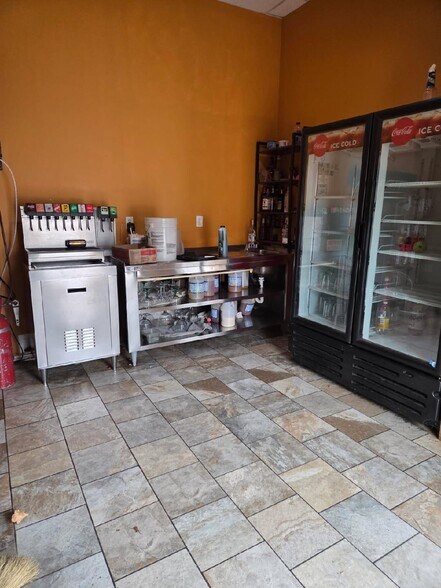 More Photos Of 300 W Ashley St, Jackson Storefront Retail Residential For Sale