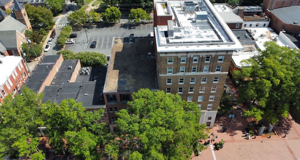 More Photos Of 123 E Main St, Charlottesville Office For Lease