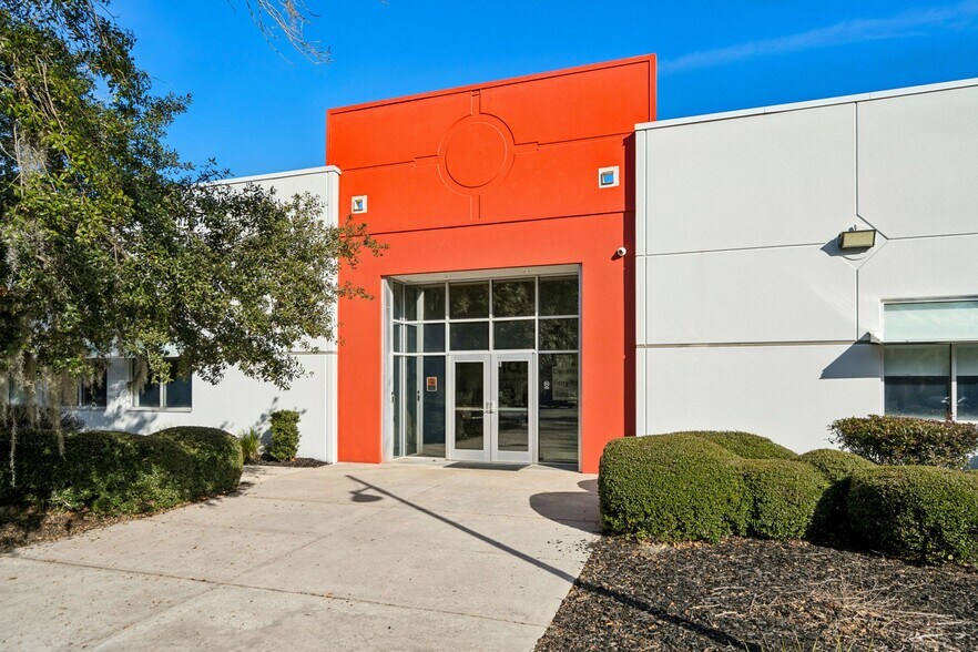 More Photos Of 2387 Clements Ferry Rd, Charleston Office For Lease