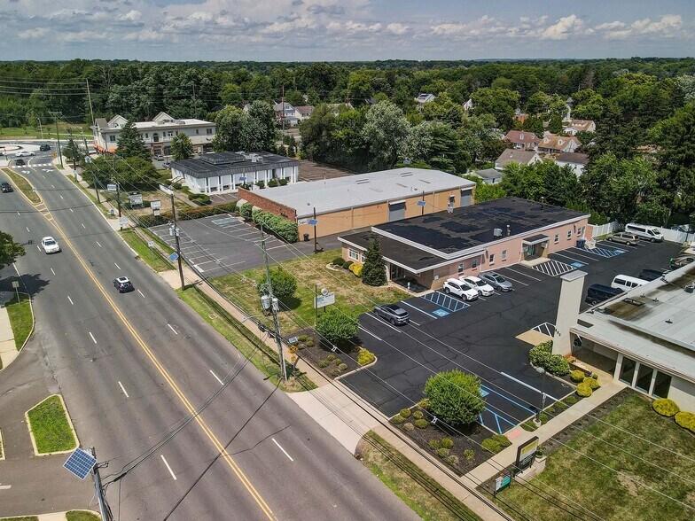 More Photos Of 690 Whitehead Rd, Lawrenceville Office For Sale