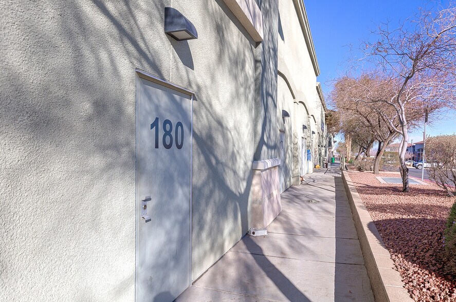 More Photos Of 2550 Anthem Village Dr, Henderson Unknown For Lease