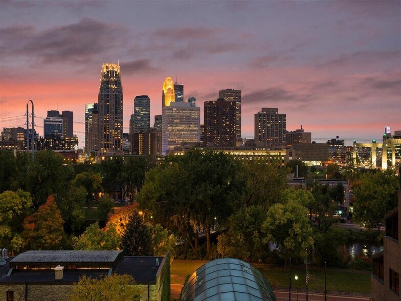 More Photos Of 10 2nd St SE, Minneapolis Apartments For Lease