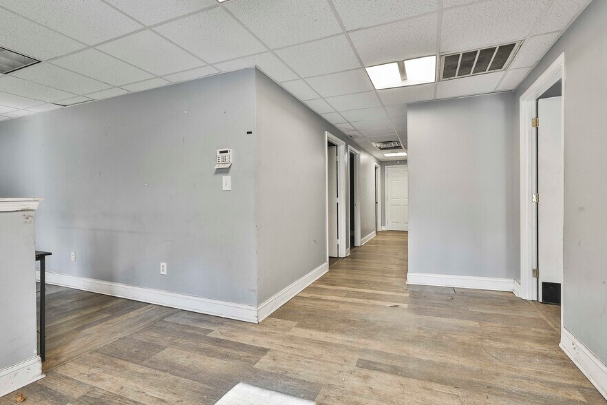 More Photos Of , Peachtree City Unknown For Sale