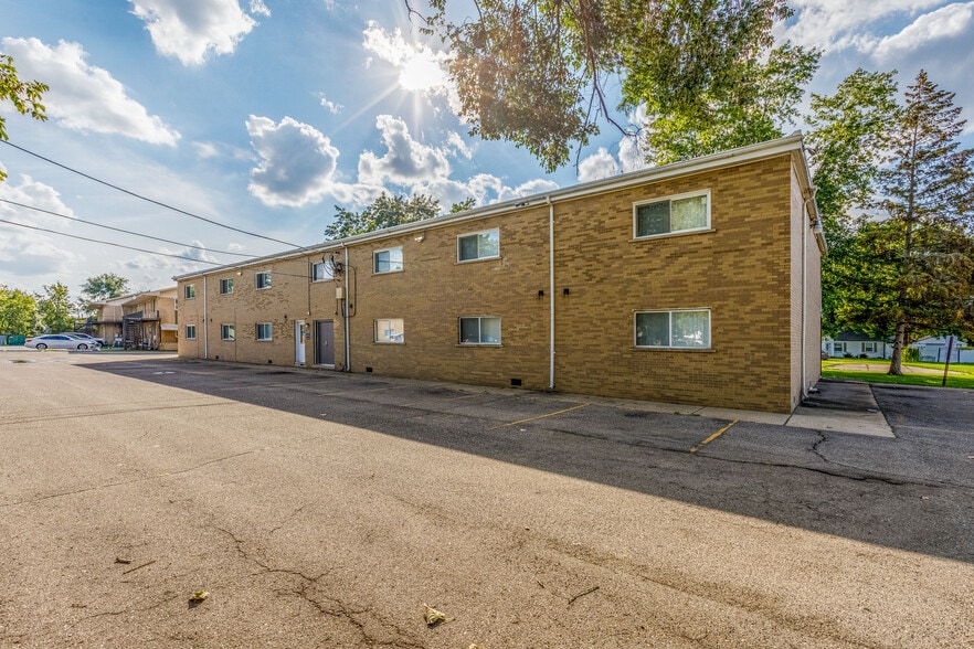 More Photos Of 31740 Fraser Dr, Fraser Apartments For Sale