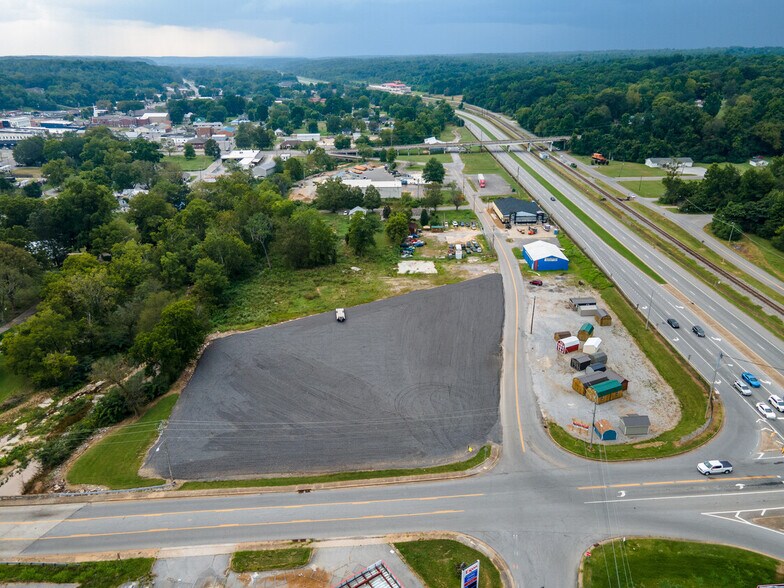More Photos Of 216 E Commerce St, Waverly Land For Sale