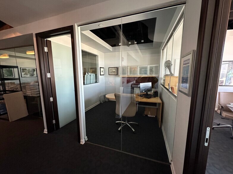 More Photos Of 320 1st St N, Jacksonville Beach Office Residential For Sale