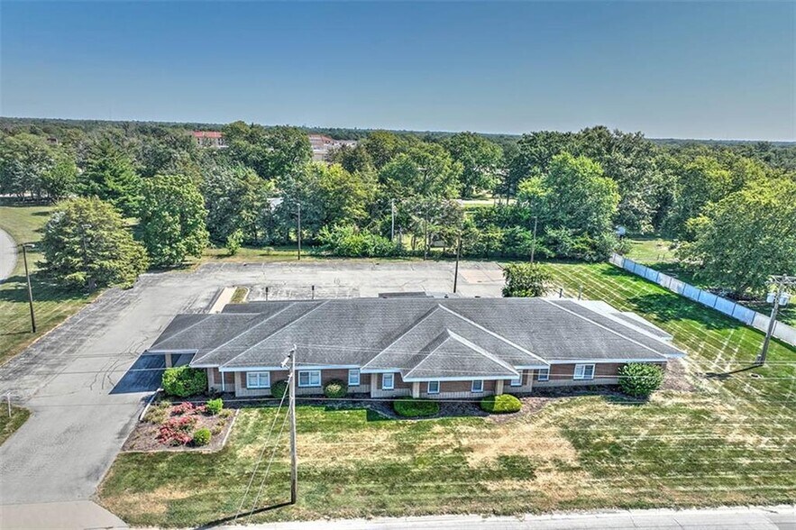 More Photos Of 330 N Wyckles St, Decatur Medical For Sale