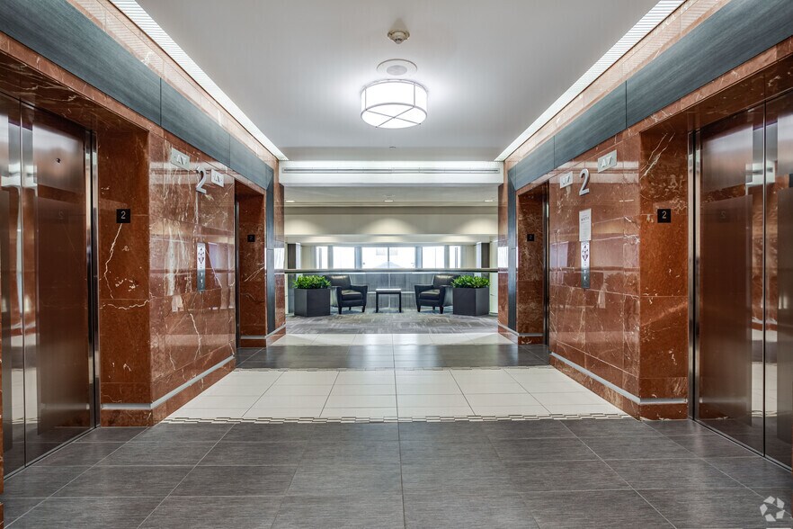 More Photos Of 7825 Washington Ave S, Minneapolis Office For Lease